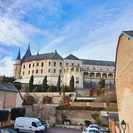 Apartment Cote Chateau Gaillon